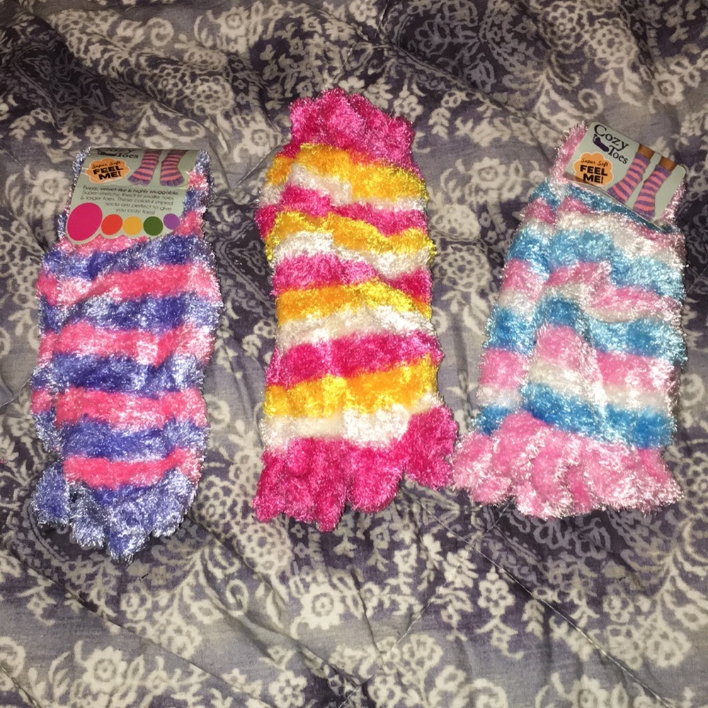 Fuzzy toe socks